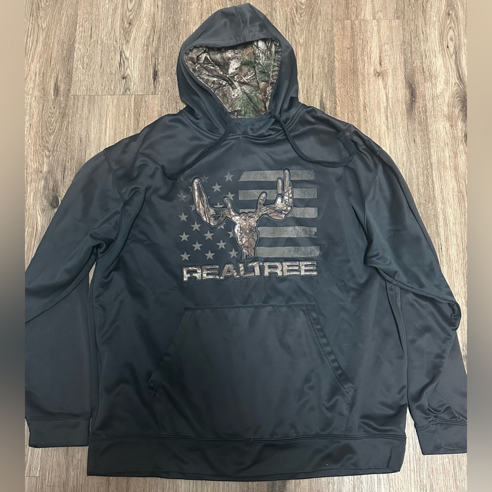 Realtree hoodie size XL